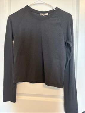 CALIA by Carrie Underwood Charcoal Long Sleeve Crewneck Top